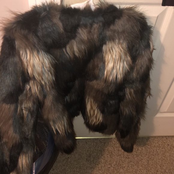 Ombré faux fur coat. Update any outfit for a cool night. Slightly used-worn 2x - Picture 2 of 3